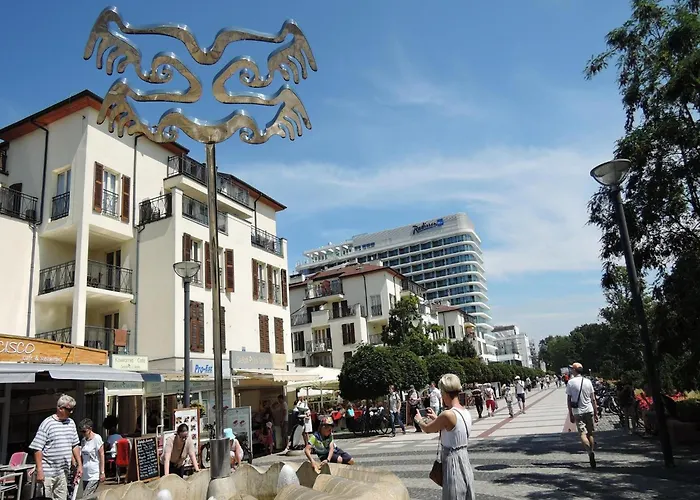 Comfortable Home, Prázdninový dům *